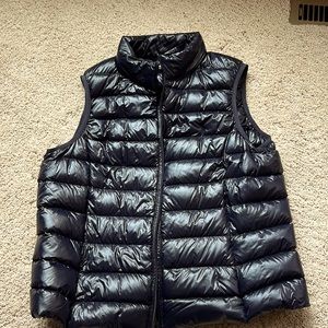 Puffy vest, size large, very dark navy